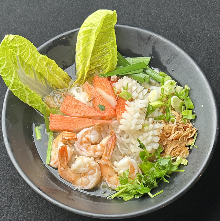 C4 Seafood Soup / Hu Tieu Do Bien