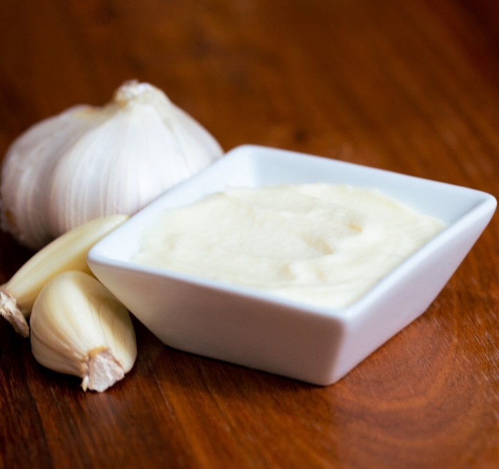 Garlic Sauce (2 oz)