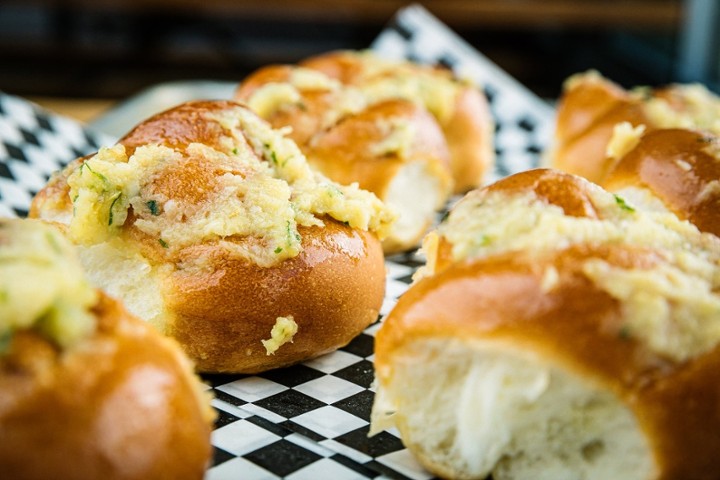 Garlic Knots (7 Pack)