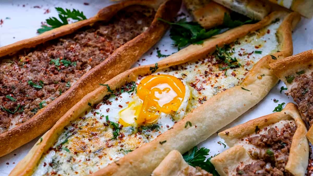 Mixed Pide