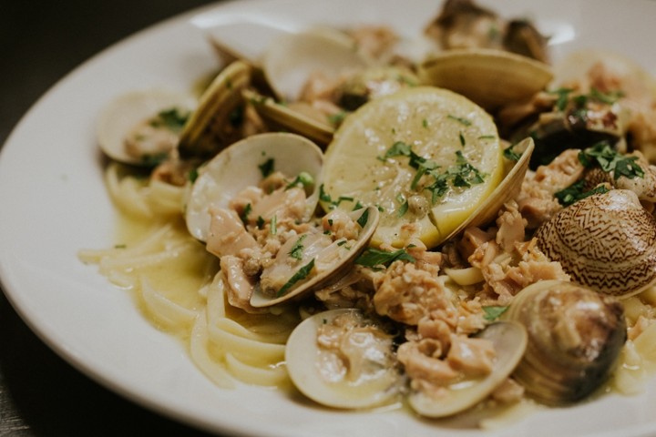 Linguini & Clams