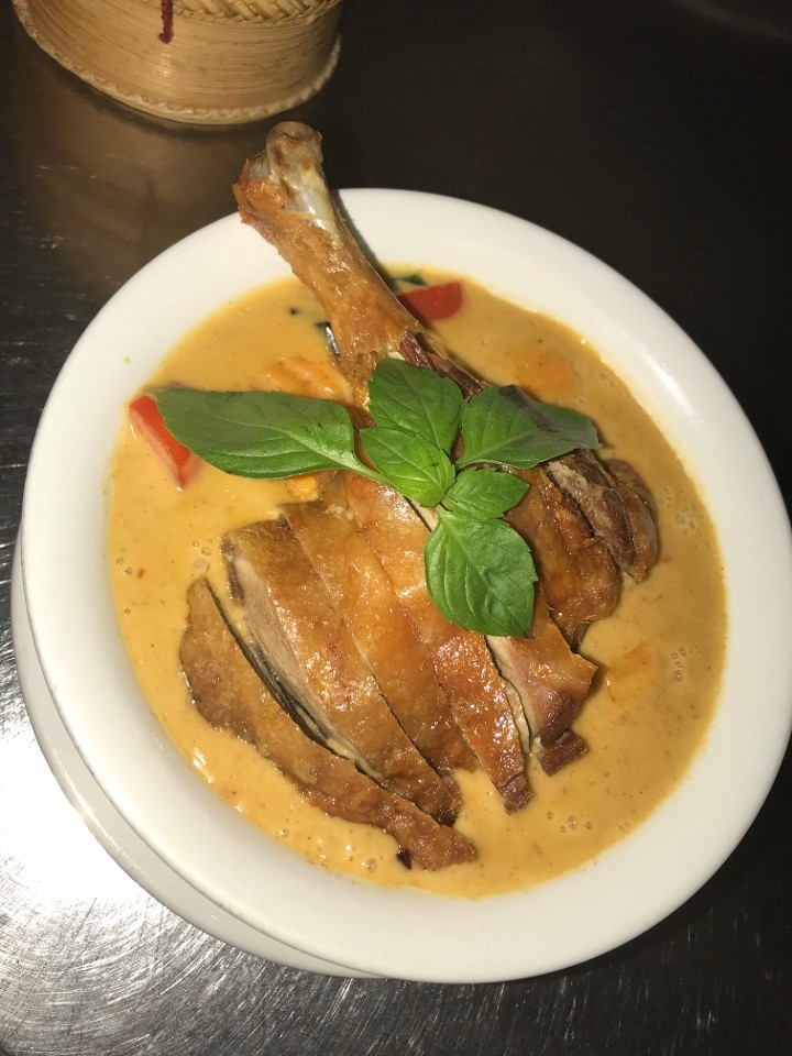 ROASTED DUCK IN RED CURRY**