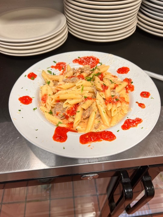 Penne Roasted Red Pepper w/ Sausage