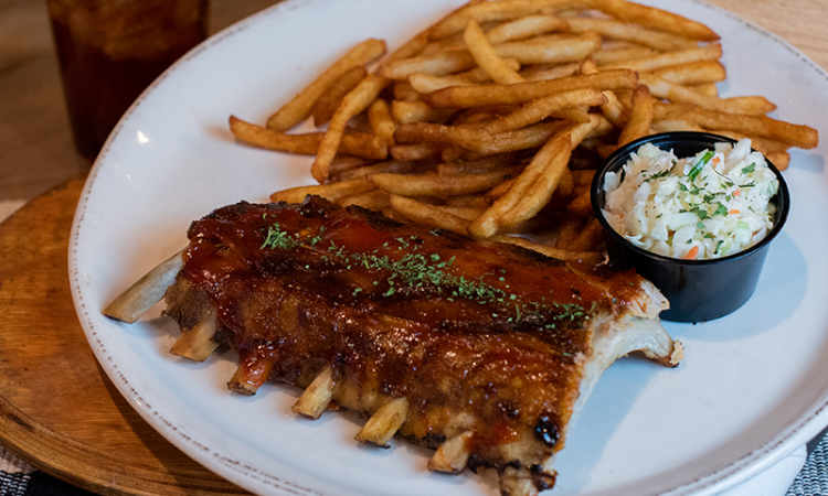 Grizzly's Baby Back Ribs Half-Rack