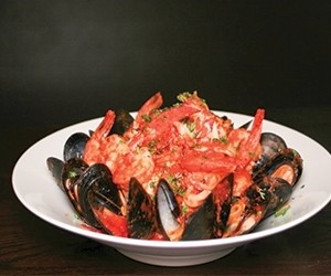Boathouse Bistro - Hingham