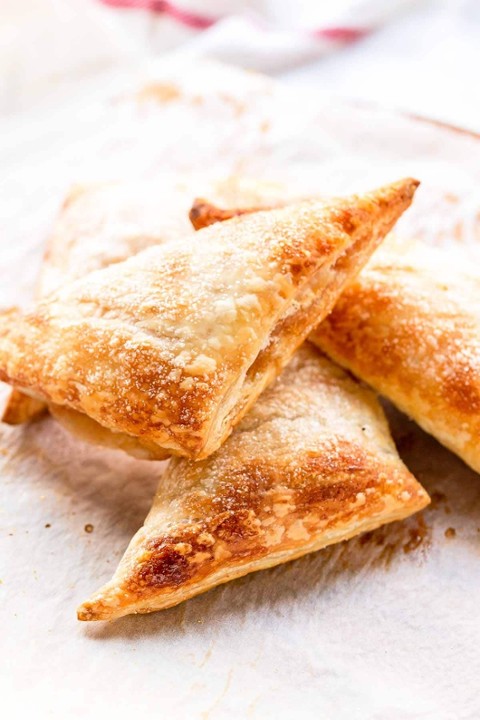 APPLE TURNOVER