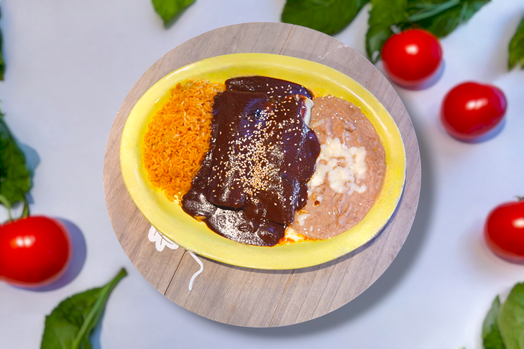 Enchiladas De Mole