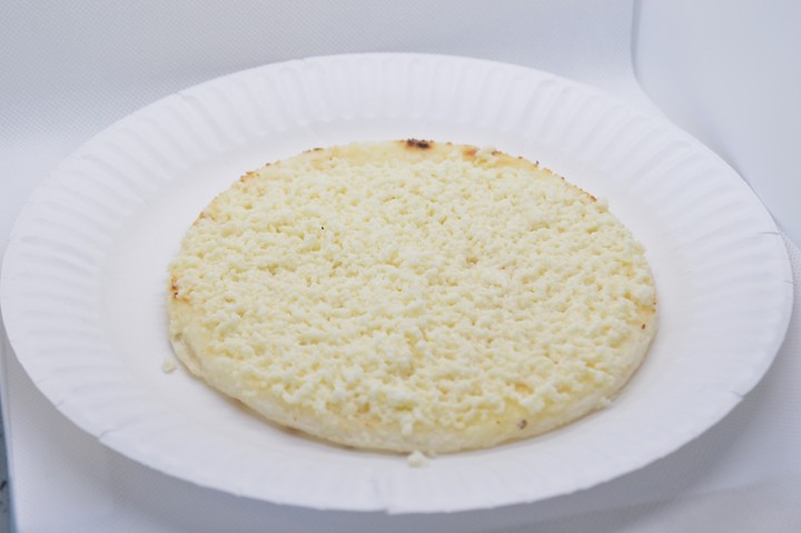 Arepa Con Queso / Arepa with Cheese