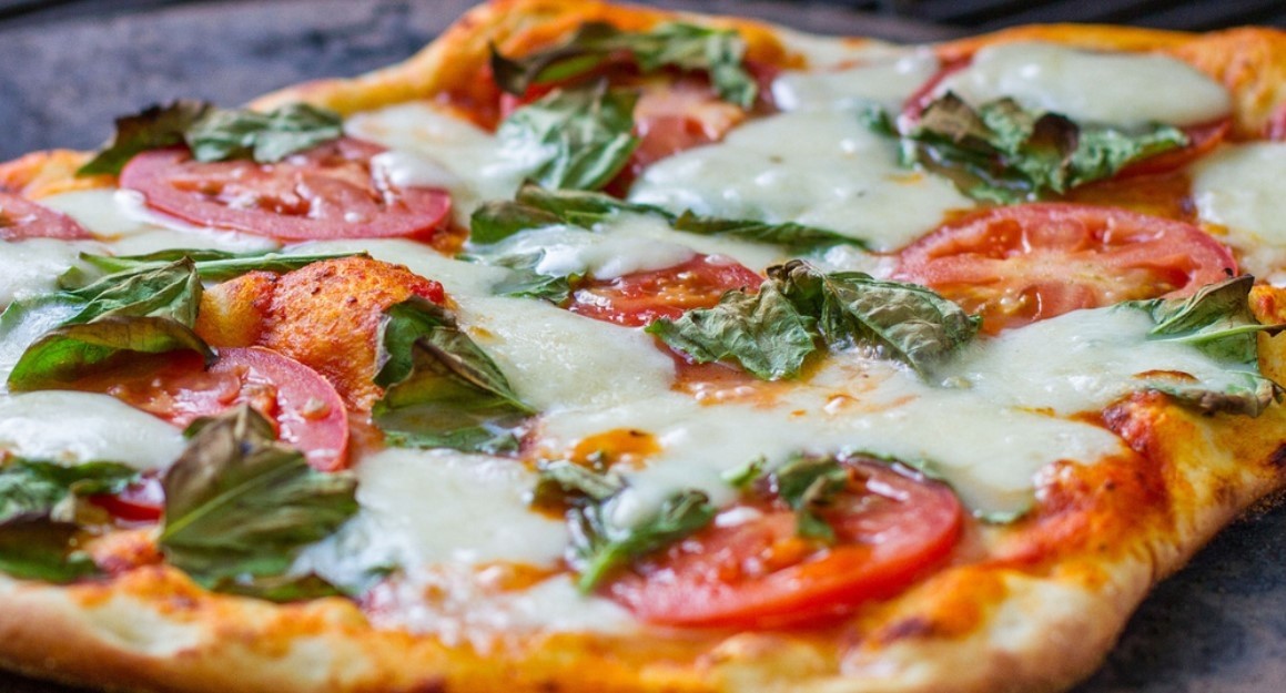 Create  Napolitan   Pizza