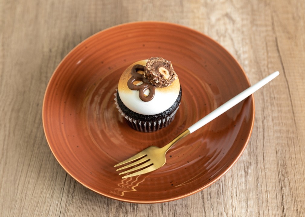 Chocolate / Hazelnut Cupcake