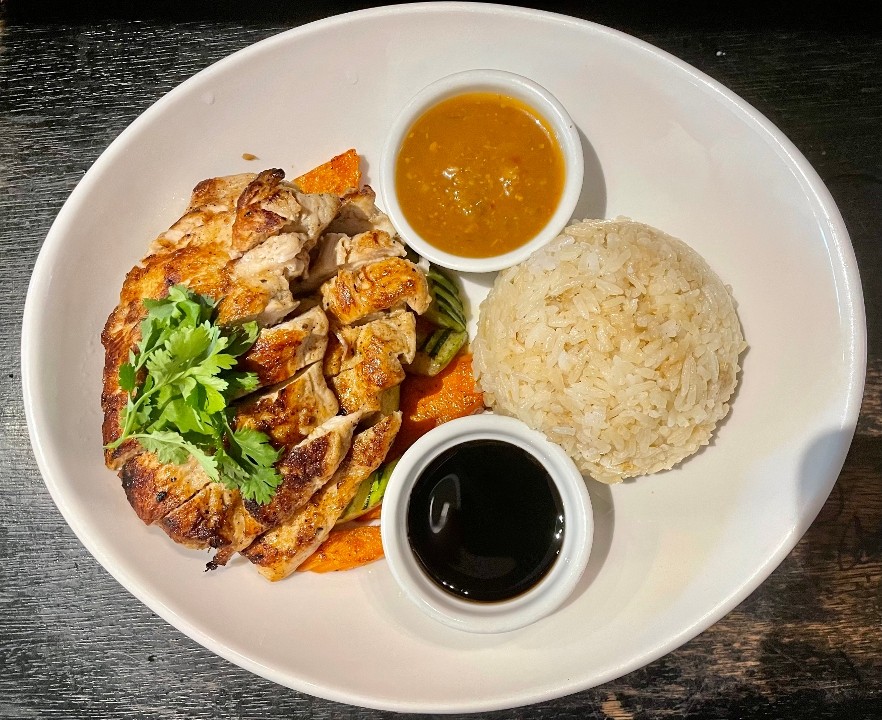 L Binto Thai's Street Chicken