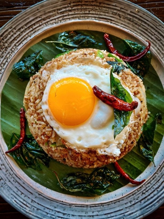 Khao Klook Kapraow Khai Dow (Basil Fried Rice)