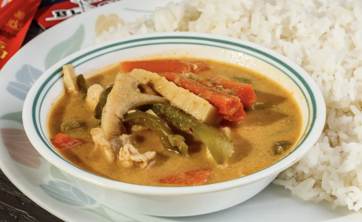 Yellow Chicken Curry