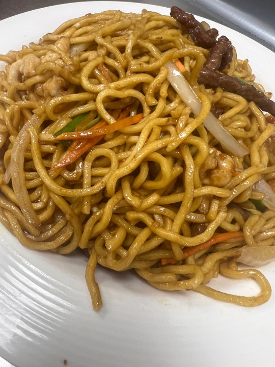 Lo Mein with Protein