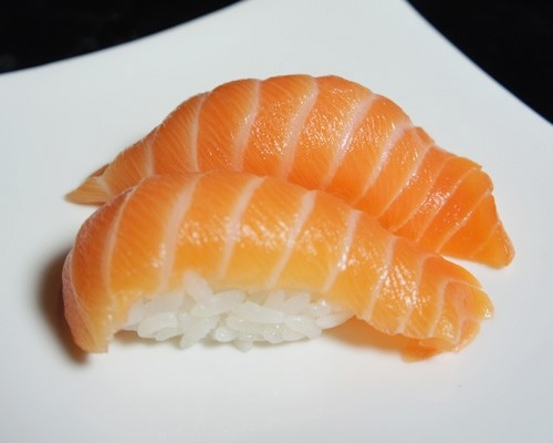 Salmon (Sake)/Nigiri