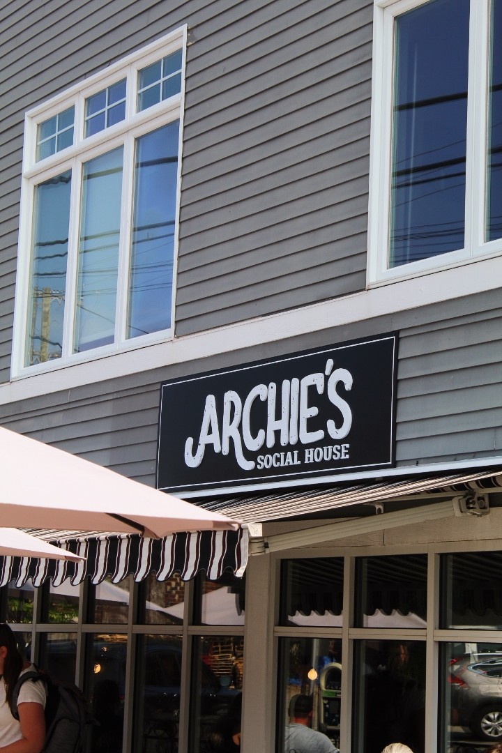 Archie's Social House