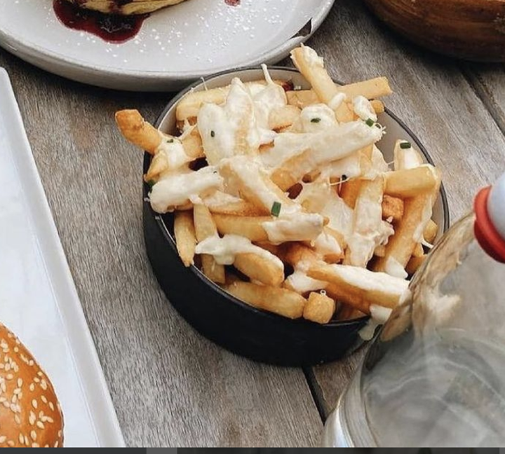 TRUFFLE CHEESE FRIES | GF