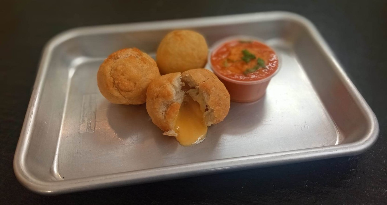 GRILLED CHEESE BALLS