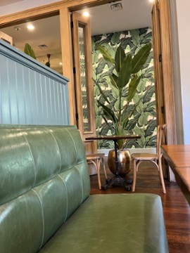 Cafe Fleur De Lis