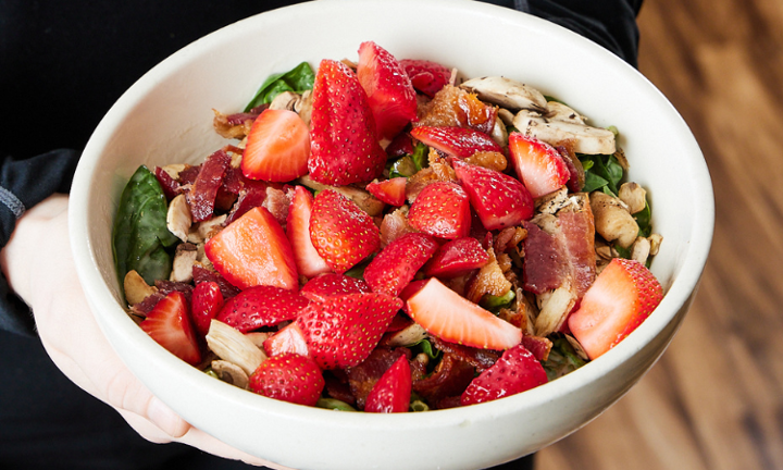 Southern Strawberry Spinach Salad