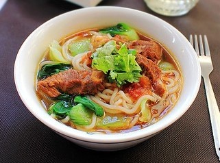 番茄牛腩米线 Tomato Beef Flank Rice Noodle