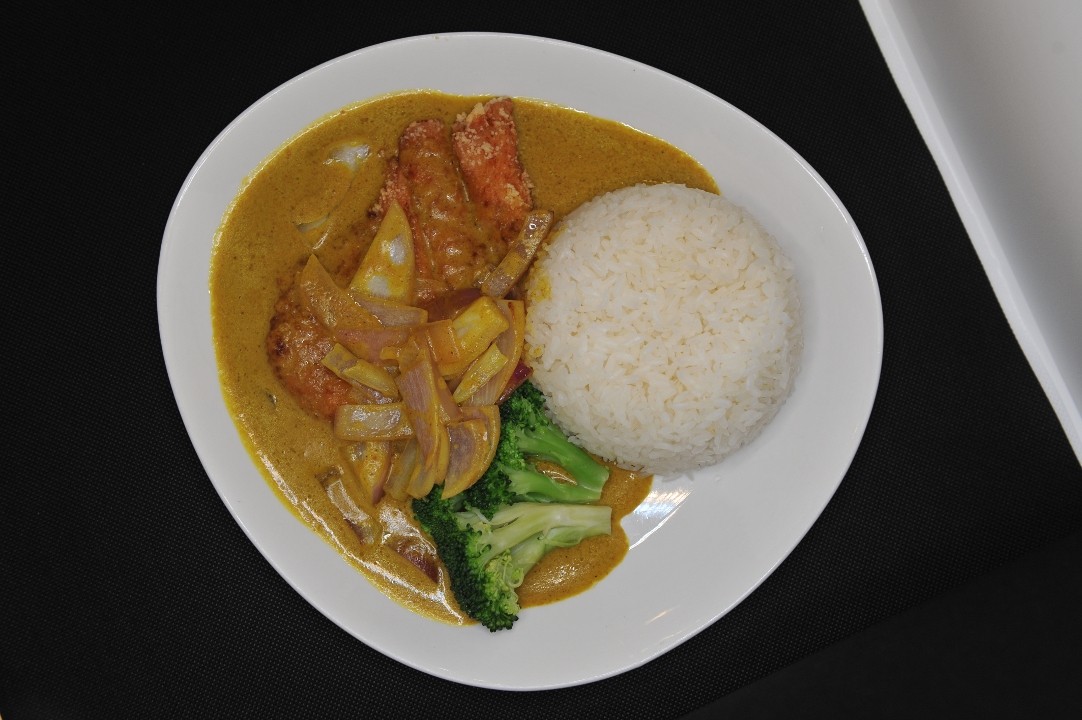 咖喱鸡排饭 Fried Chicken Curry Rice