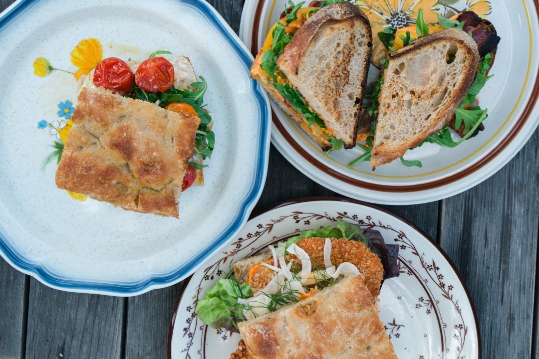 Tenth House 275 A st