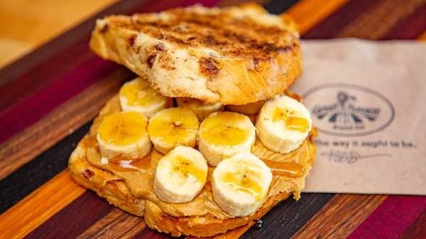 Banana & Peanut Butter Sandwich