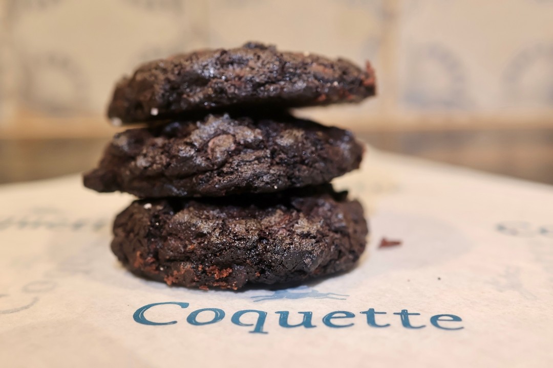 Dark Chocolate Sea Salt Biscuit