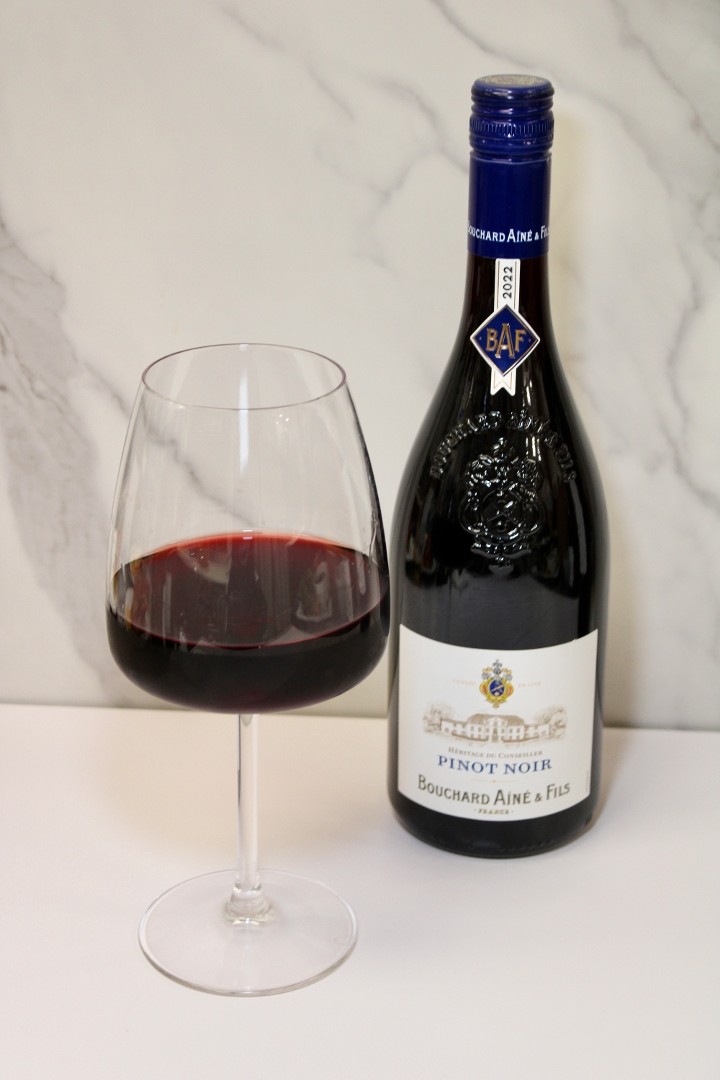 Bottle Bouchard Pinot Noir. Burgandy, FR