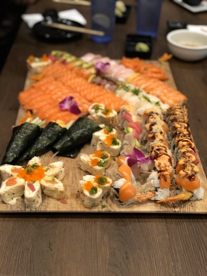 Little Sakana Mira Mesa