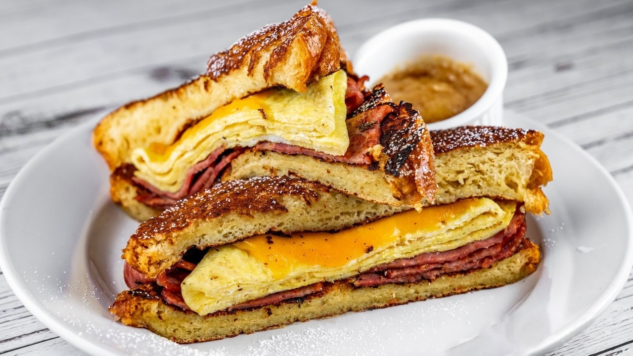 French Toast Bacon Egg & Cheese