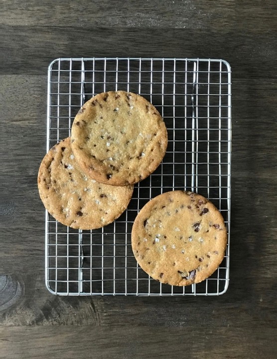 Vegan & Gluten Free Chocolate Chip Cookie