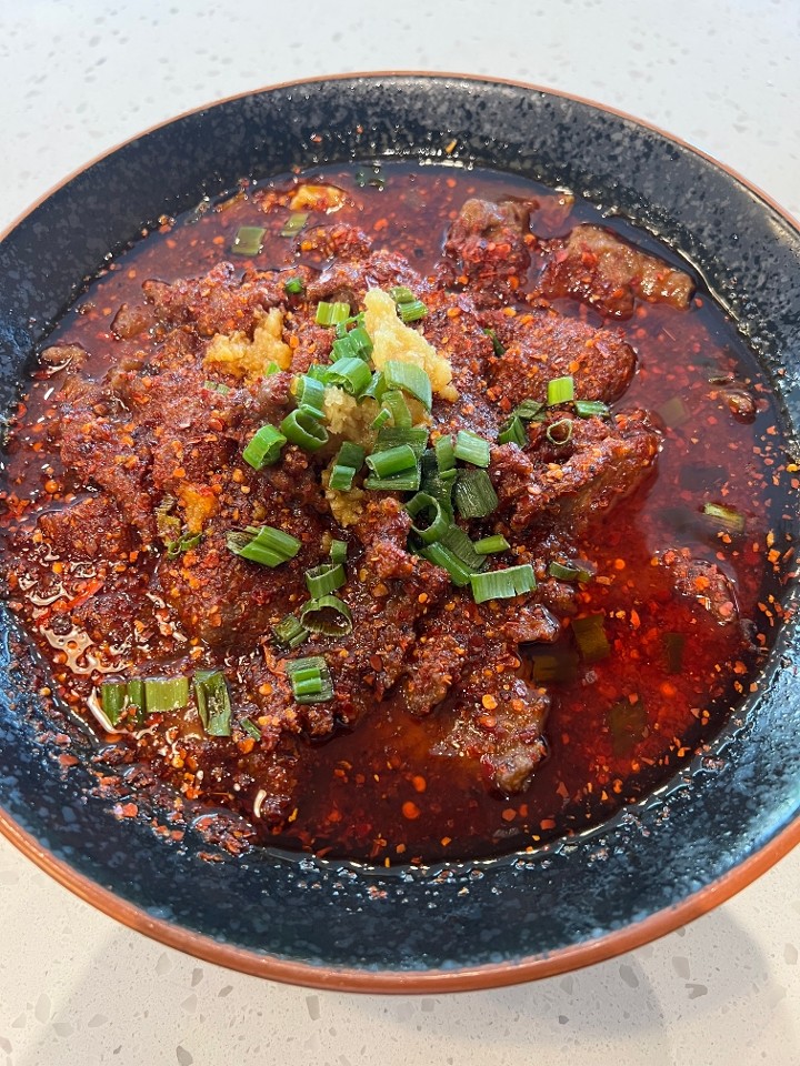 Hot Chili Oil Braised Beef 水煮牛肉
