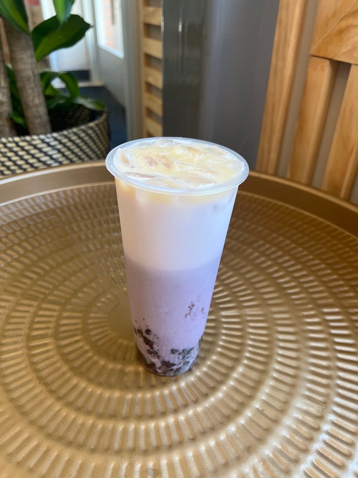Taro Coconut Smoothie w.  Tea and Purple Rice 芋泥紫米椰奶茶