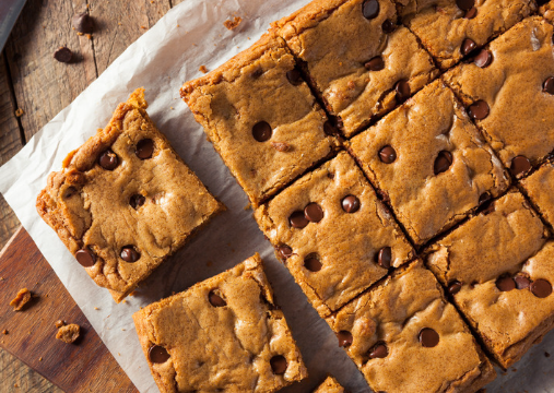 Blondies with Chocolate Chips