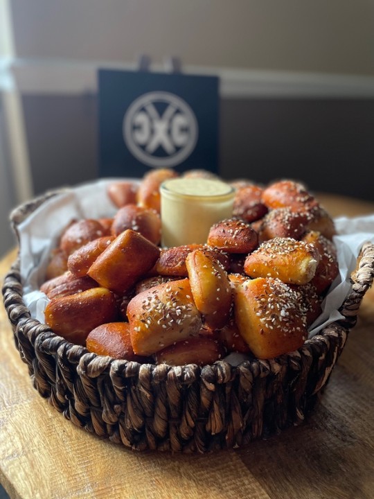 Small Pretzel Nugget Tray (serves 8-10)