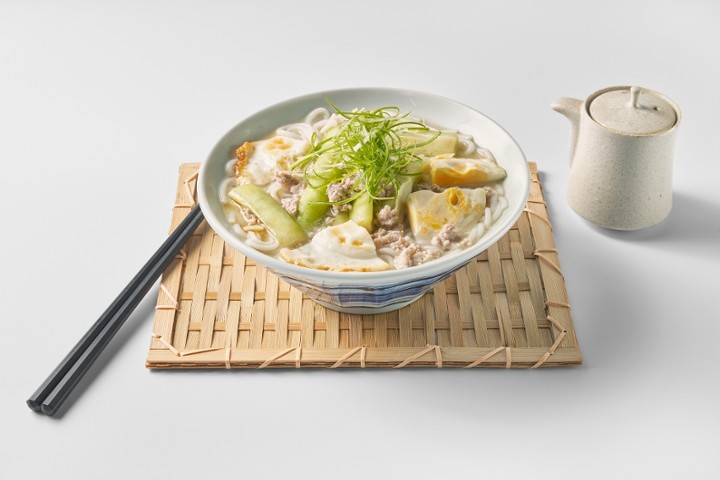 Ground Pork & Fried Egg Rice Noodle