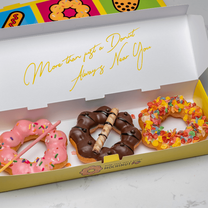 Mochinut Fishers 11630 Olio Road Suite 105 - Matcha Oreo