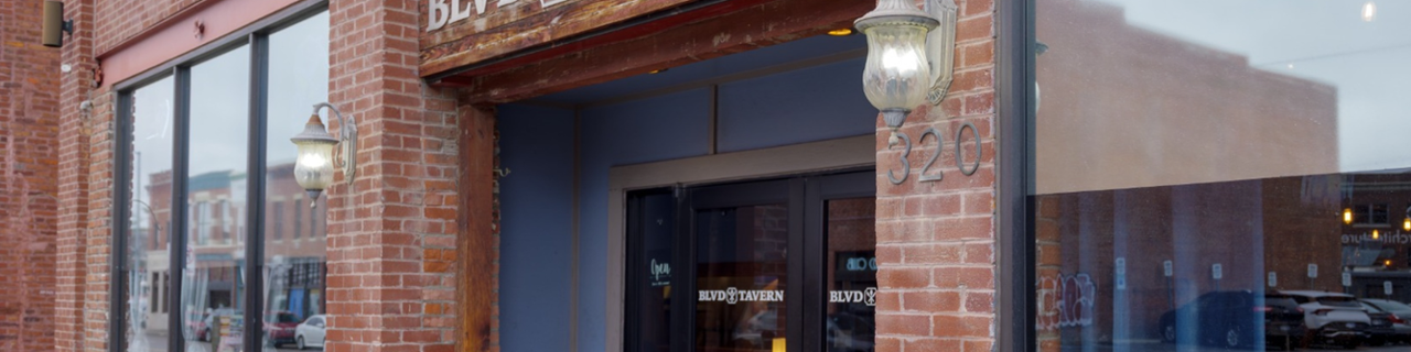 BLVD Tavern 320 Southwest Boulevard