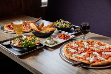 Rock'n Dough Pizza + Brewery
