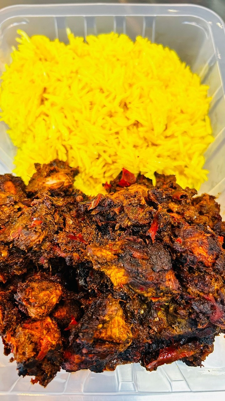 Dhaba Style Chicken with Saffron Rice Pilaf Platter