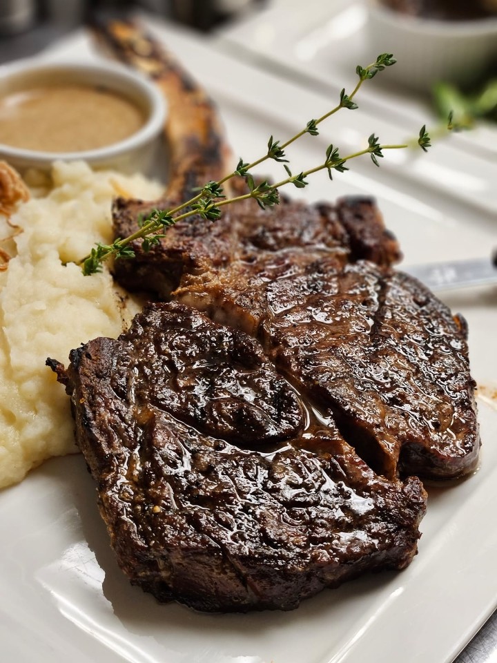 Black Angus Cowboy Rib Steak