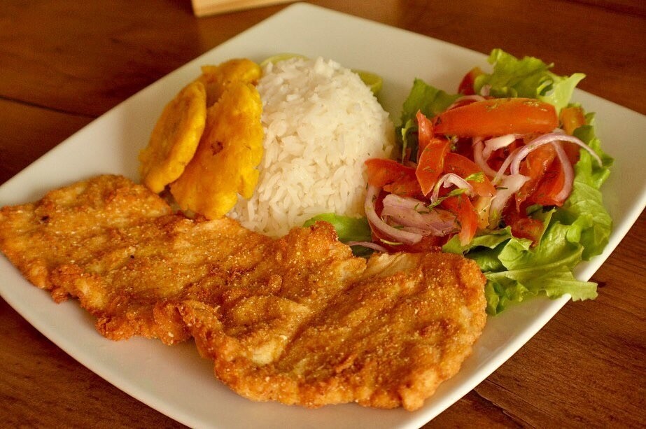 Fish Fillet with Tostones