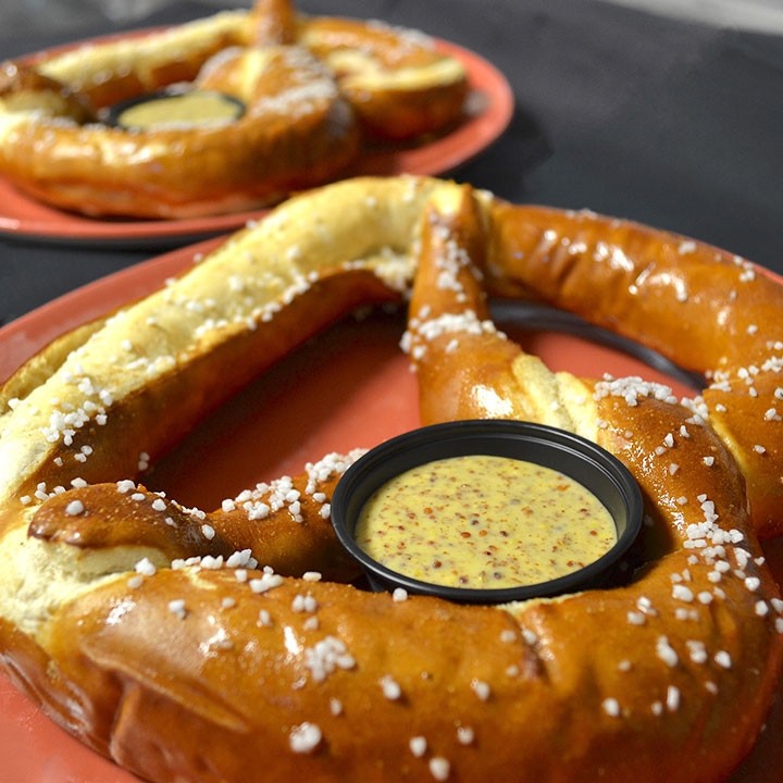 Bavarian Pretzel with Queso