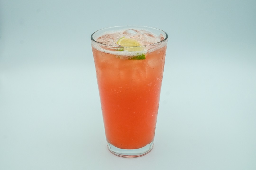 Strawberry Lemonade ==