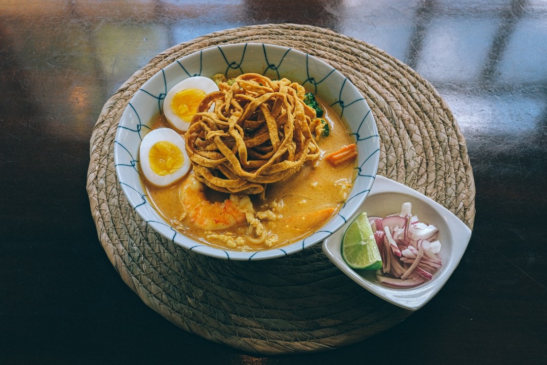 L. Curry Noodle Soup
