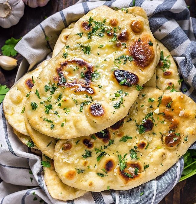 GARLIC NAAN