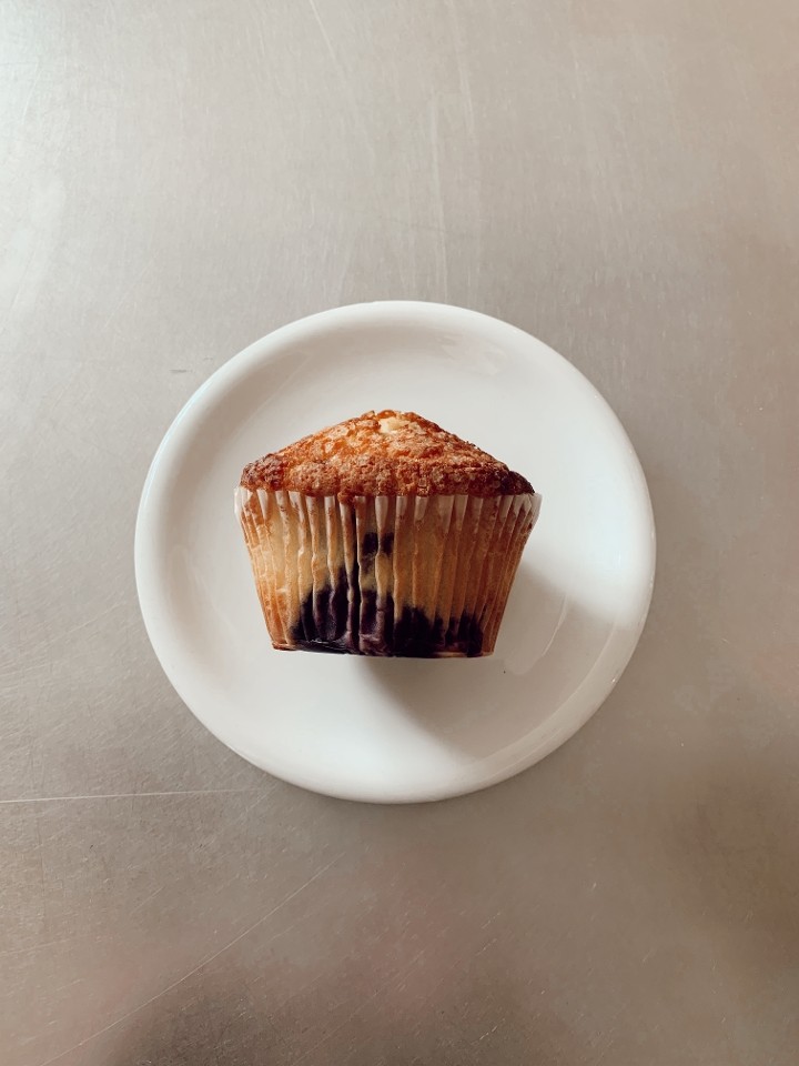 Muffin--Blueberry Muffin