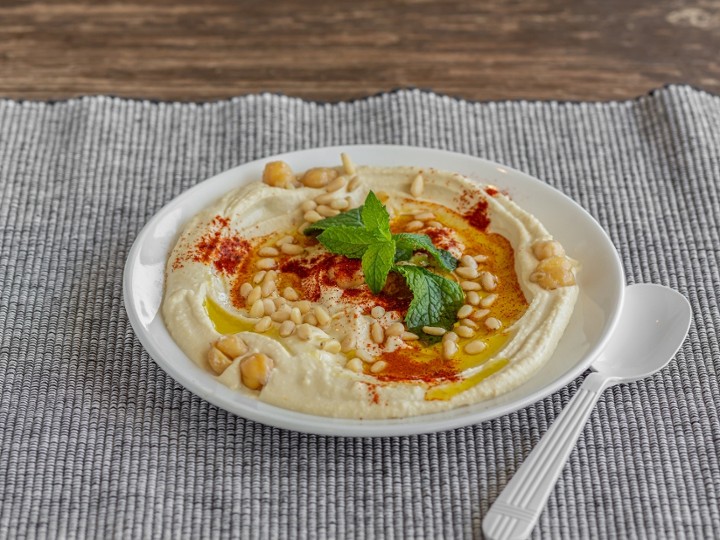 HUMMUS WITH PINE NUTS SMALL